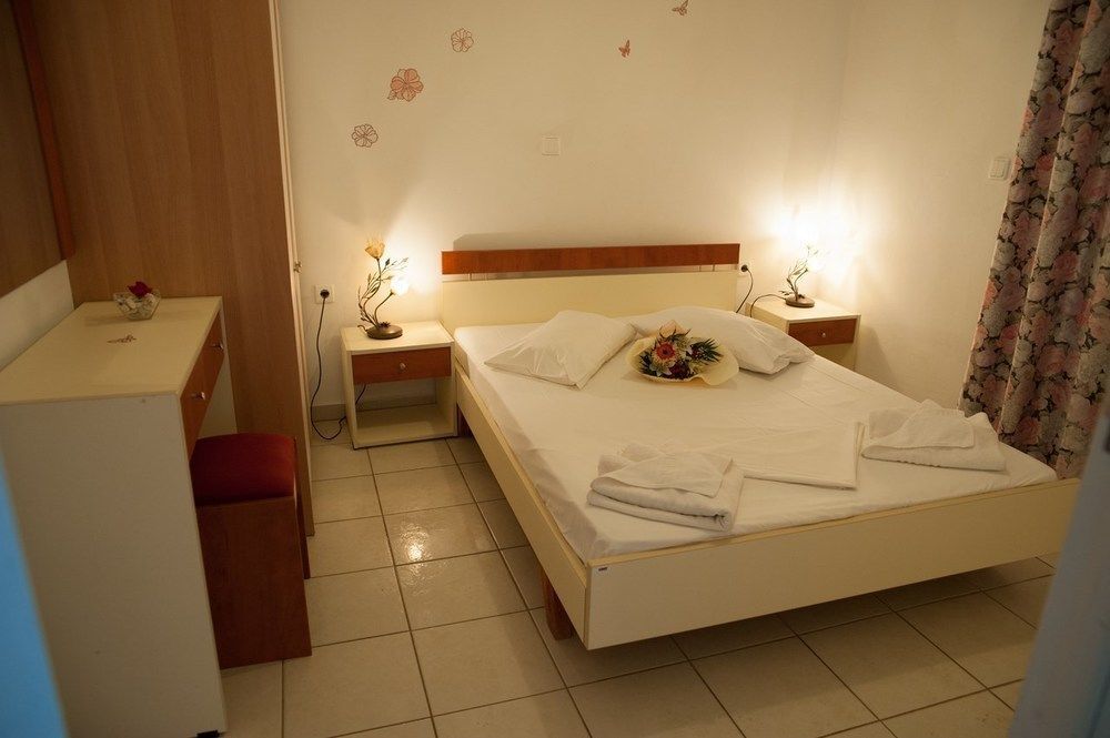 Dreams Beach Apartments קאטליוס מראה חיצוני תמונה